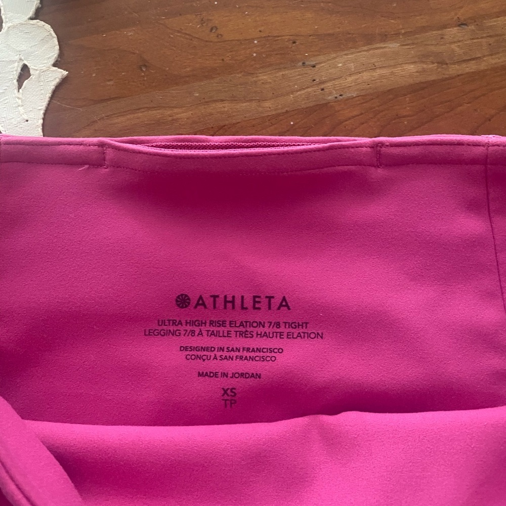 bright pink athleta leggings